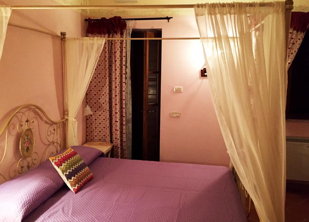 B&B 8380 Saturnia Terme Ruang foto