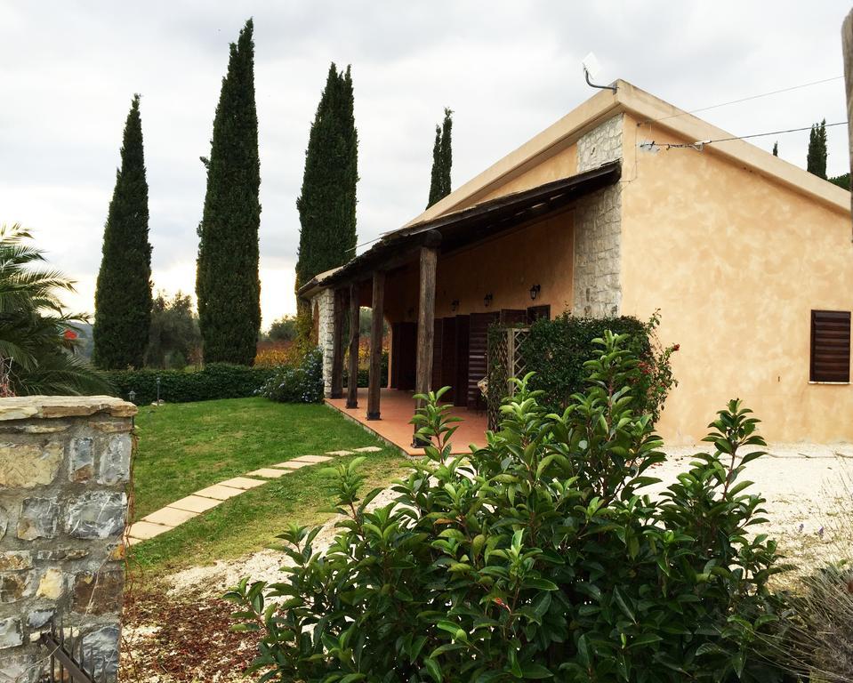 B&B 8380 Saturnia Terme Bagian luar foto