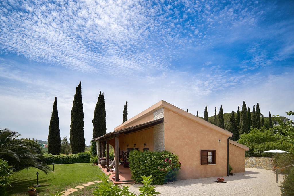 B&B 8380 Saturnia Terme Bagian luar foto
