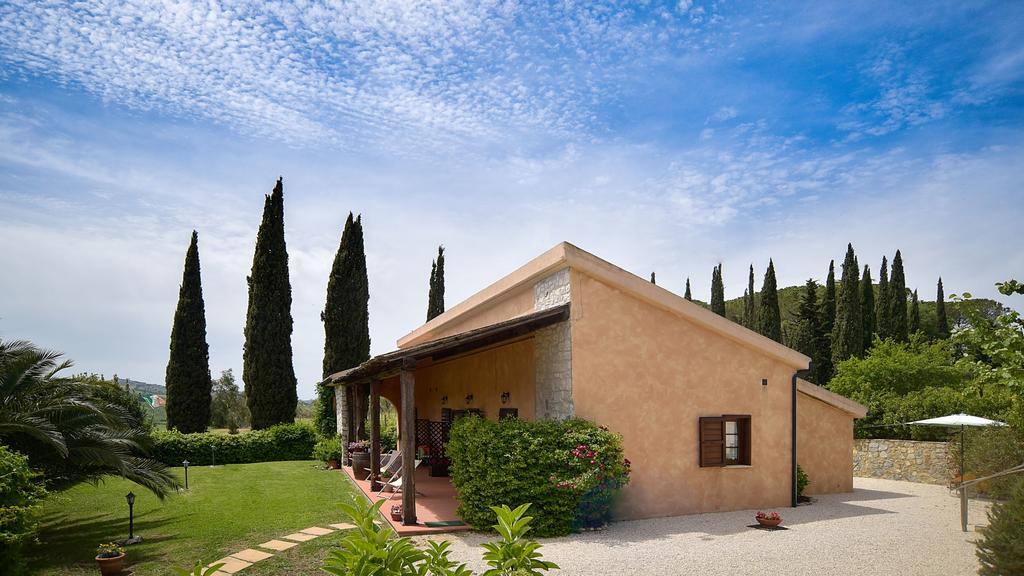 B&B 8380 Saturnia Terme Bagian luar foto